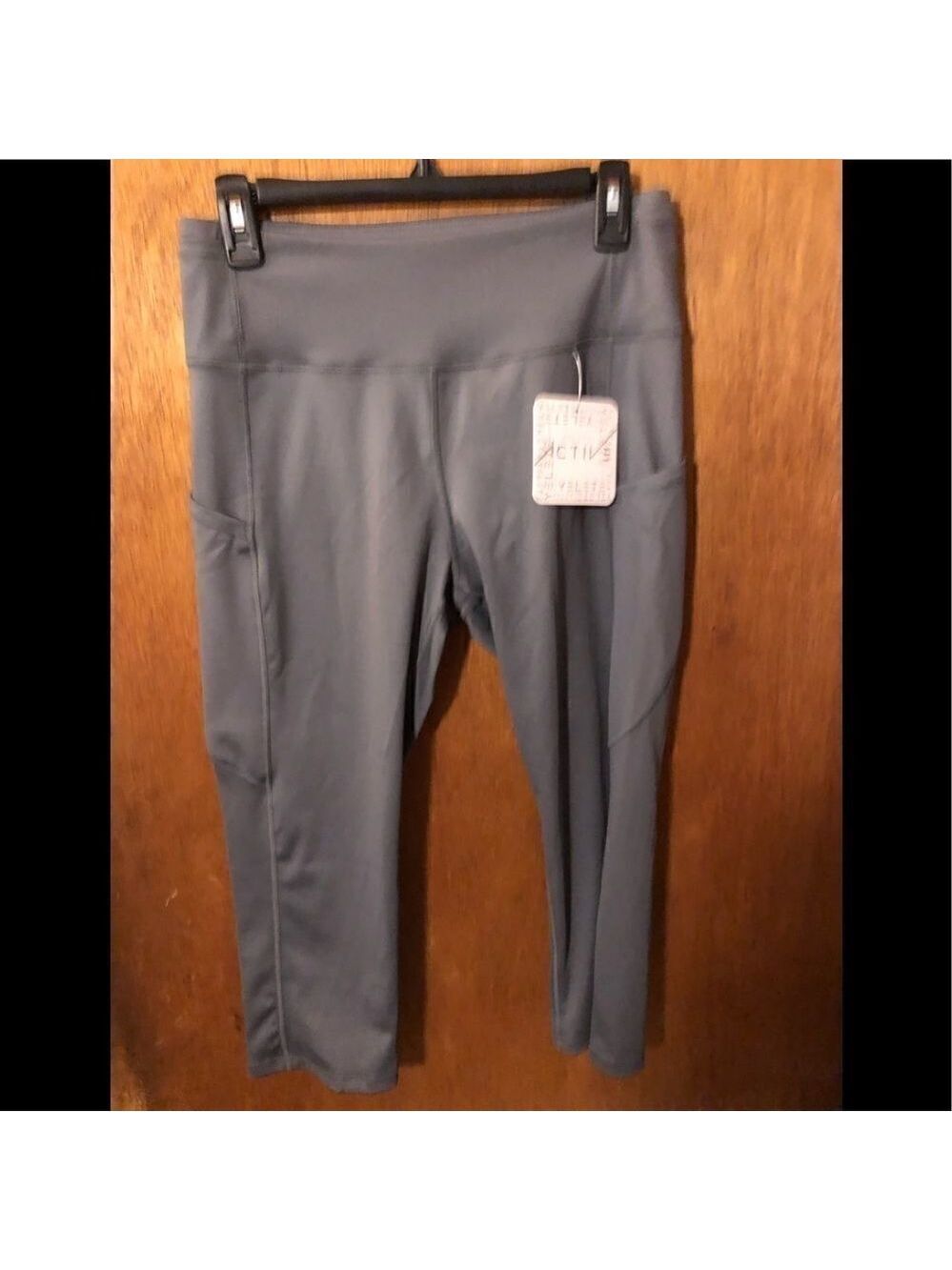 𝅺YELETE work out  Capri leggings